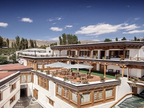 Hotel Dragon Лех Экстерьер фото