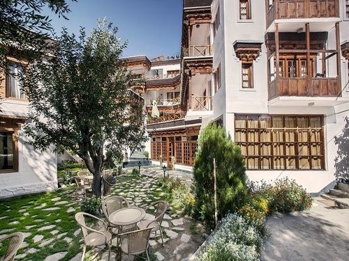Hotel Dragon Лех Экстерьер фото